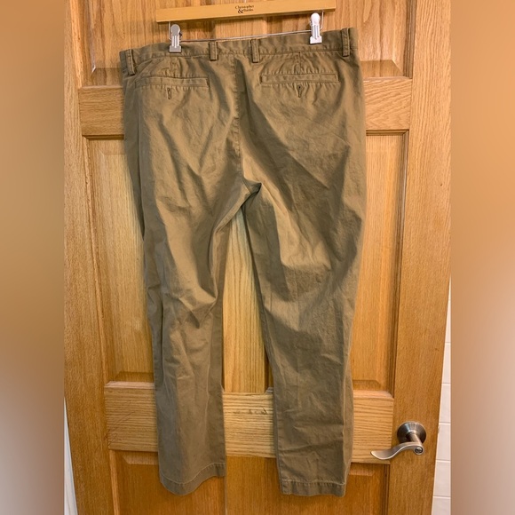 JCP Classic Khakis Pants - Flat Front - Slacks Trousers Men’s Size 38X30 - 2 Ply - Picture 3 of 5